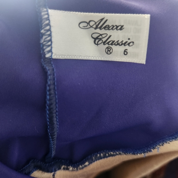 Vintage 1 Piece Swimsuit - Picture 5 of 5